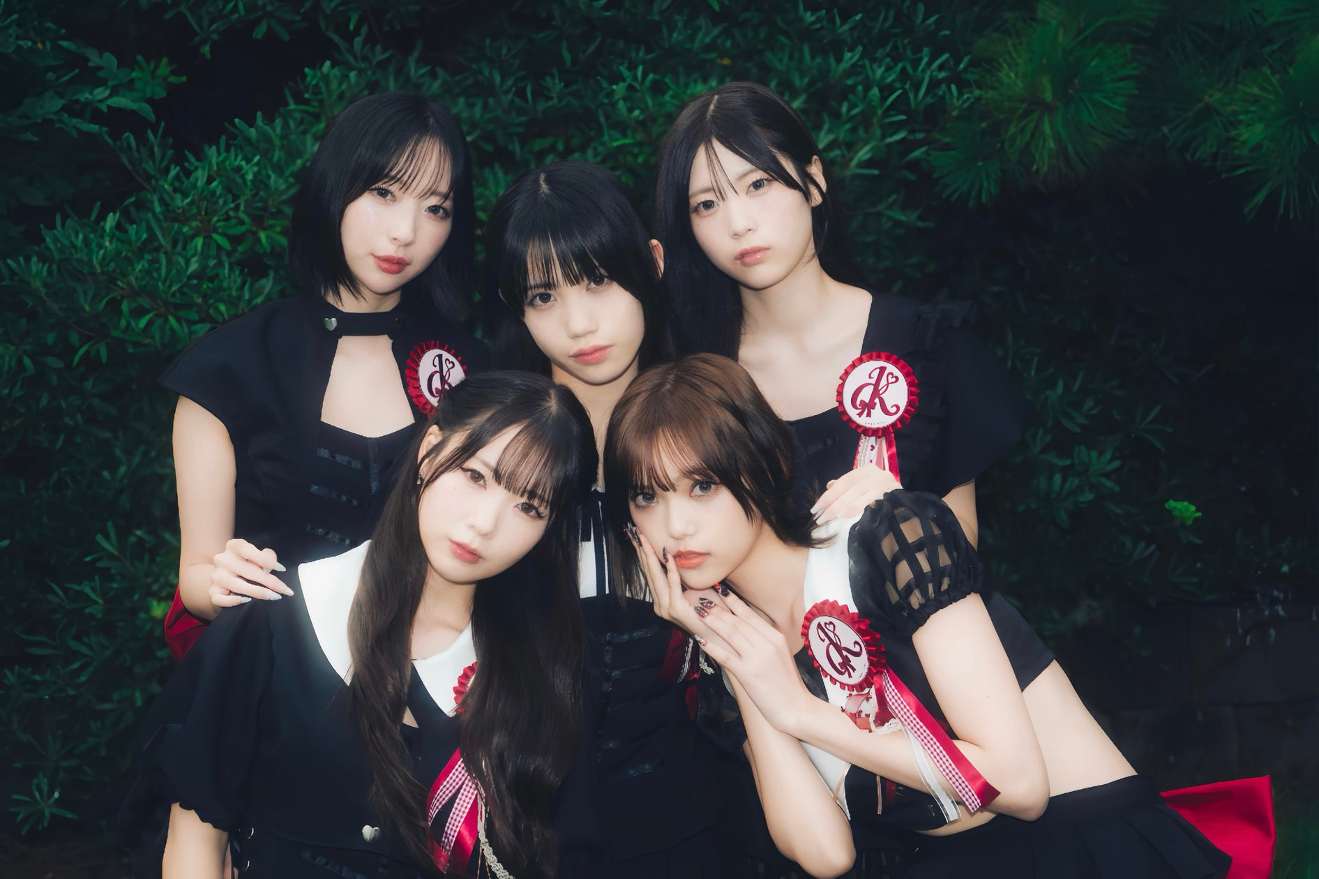 DEAR KISSが「dear kiss」として再始動、11月22日に渋谷DAIAでデビューライブ
