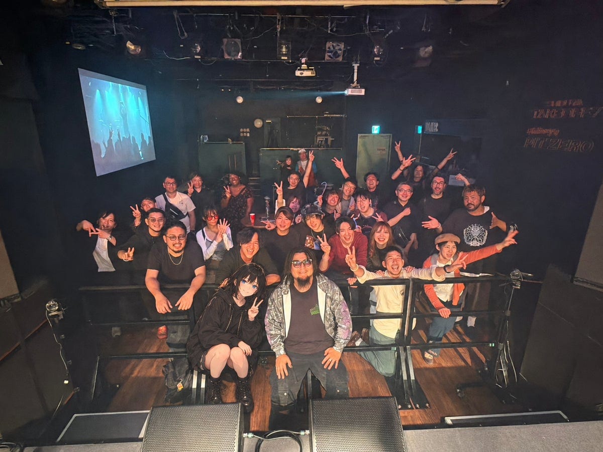 画像: 株式会社プエンテ（PR TIMES）より（Mellow 2nd LIVE Photo）